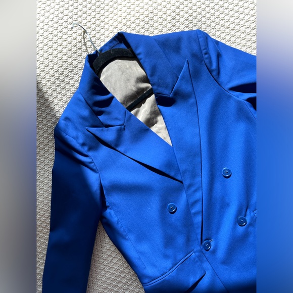 Joseph Double-breasted wool-crepe blazer - Picture 11 of 17